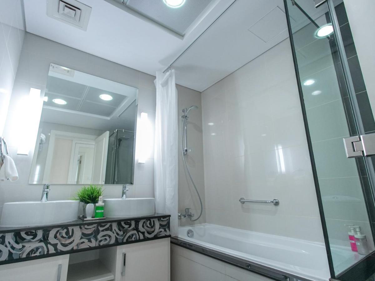 Oskena Vacation Homes - Damac Maison Dubai Mall Street 外观 照片